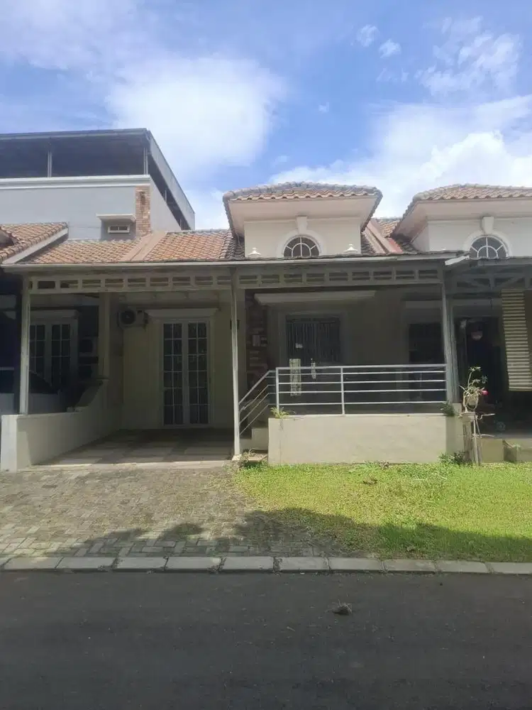 Di jual rumah siap huni di citra gran cibubu