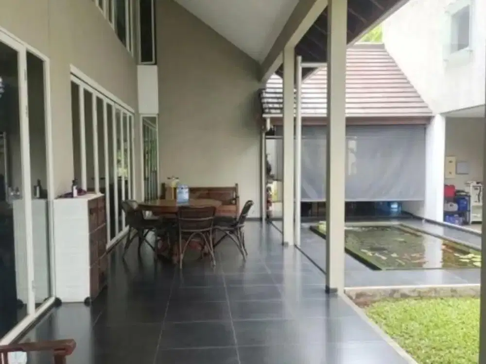 Dijual Rumah 2 Lantai Ada Taman Lokasi Strategis Dekat Mall Bintaro Plaza di Sektor 3 Bintaro Tangsel Af-17949