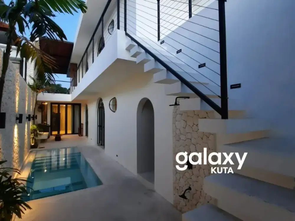 DISEWAKAN VILLA MODERN TROPIS STRATEGIS DI BATU BOLONG CANGGU BADUNG