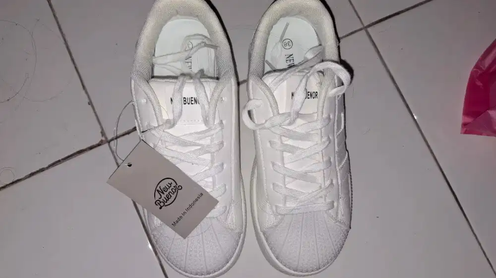 JUAL SEPATU WANITA/PRIA