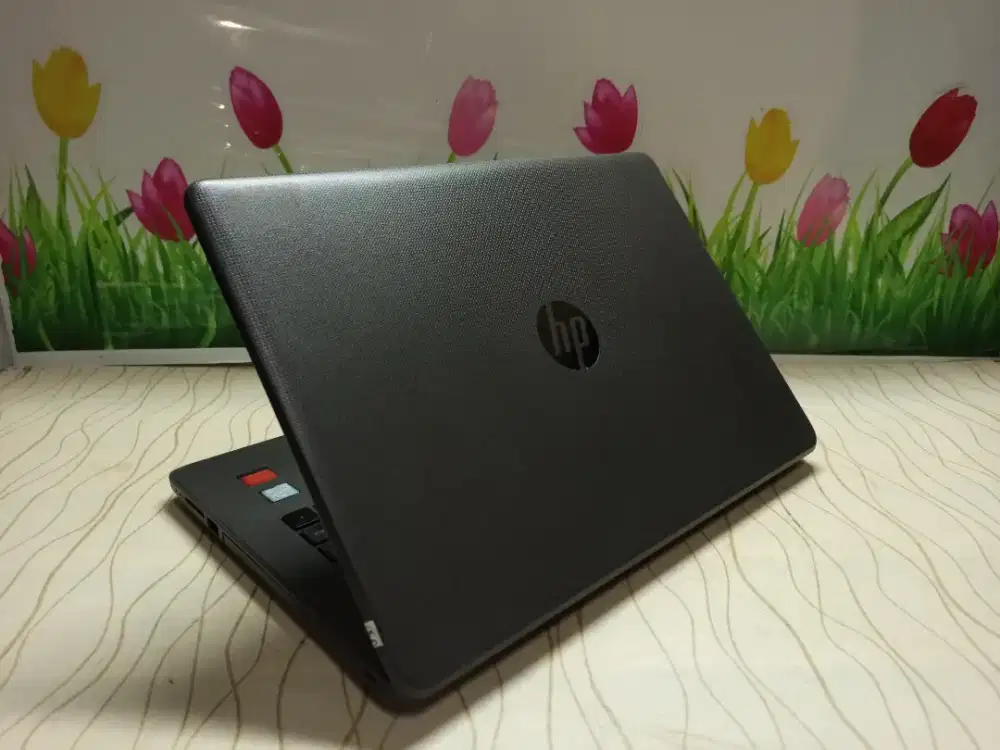 Laptop kantoran /gaming.. Hp 240 G6 i7 Gen7 /8GB /250 GB /Double Vga