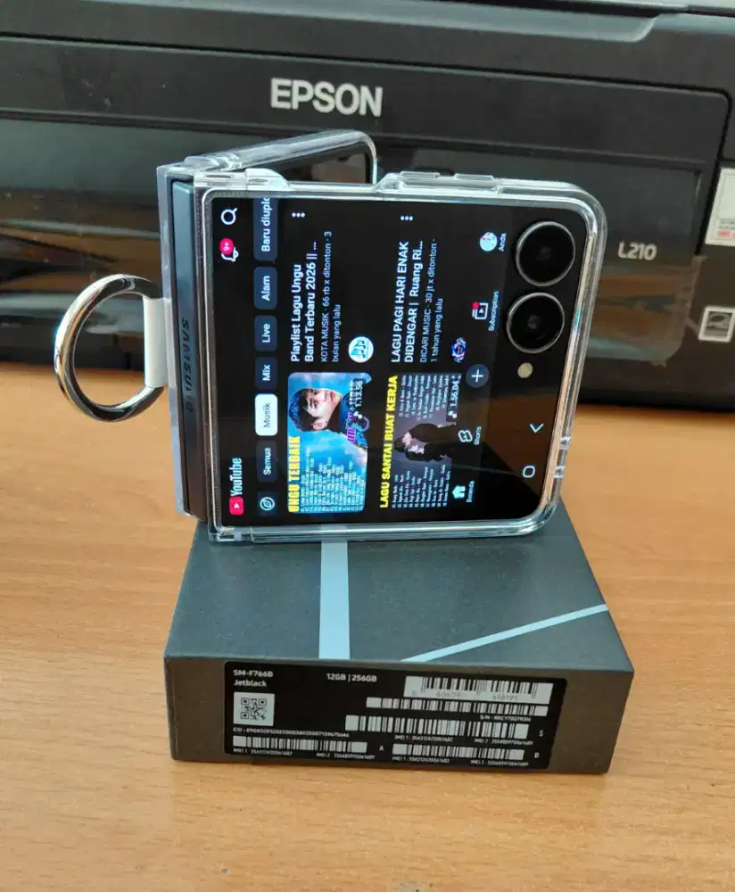Samsung Z flip 7 5G 12/256GB