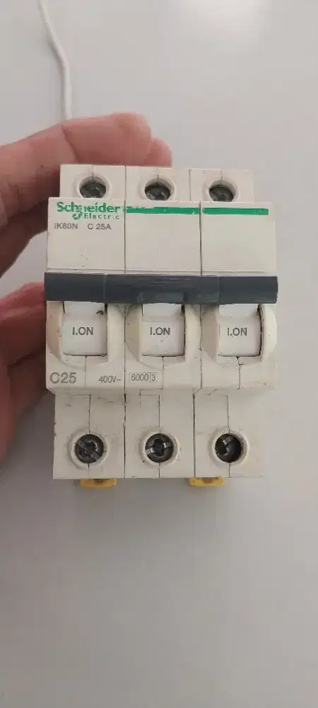 MCB 3phase 25A Schneider