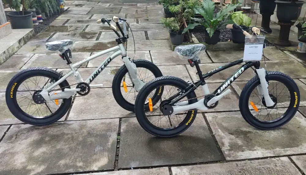 Sepeda BMX UNITED HANZO ring 20 BARU