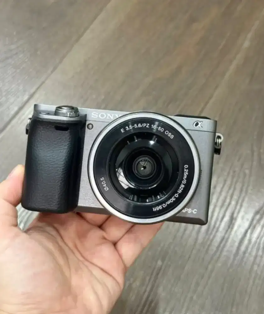 Sony a6000 ( tawarkan yang mau jual