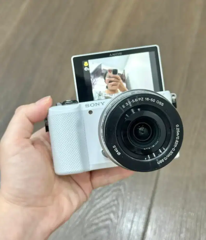 Sony a5000 ( tawarkan yang mau jual