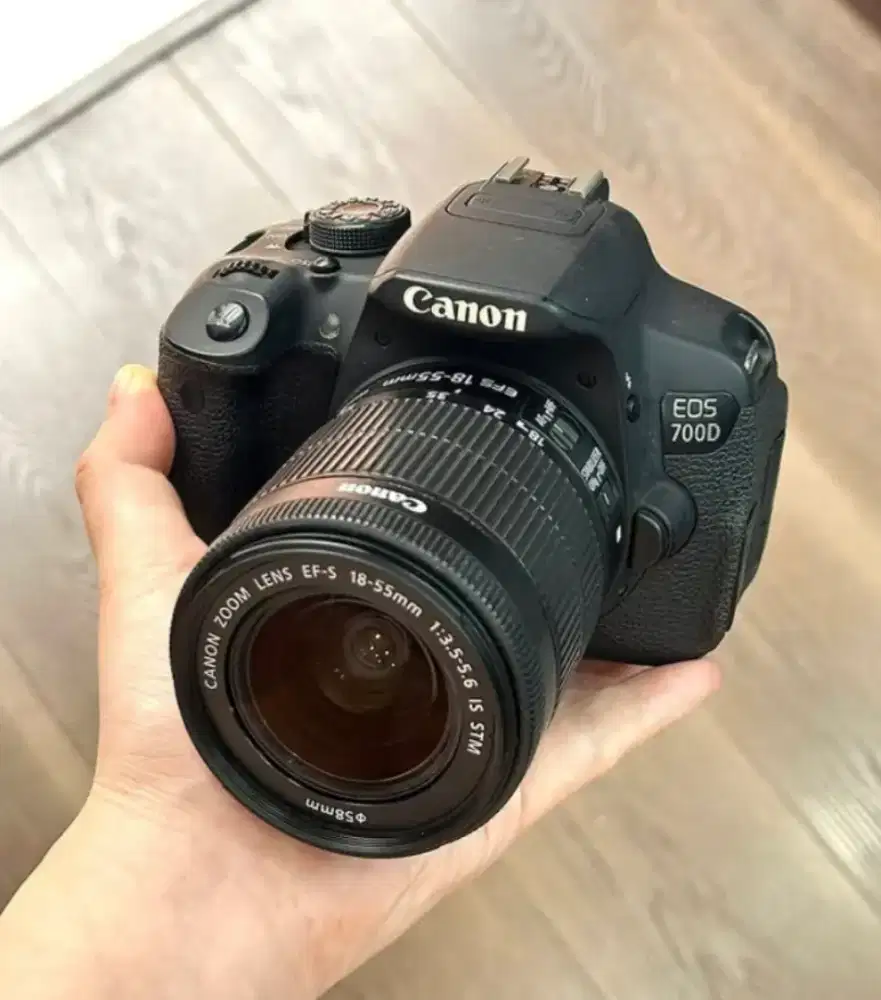 Canon 700d ( tawarkan yang mau jual