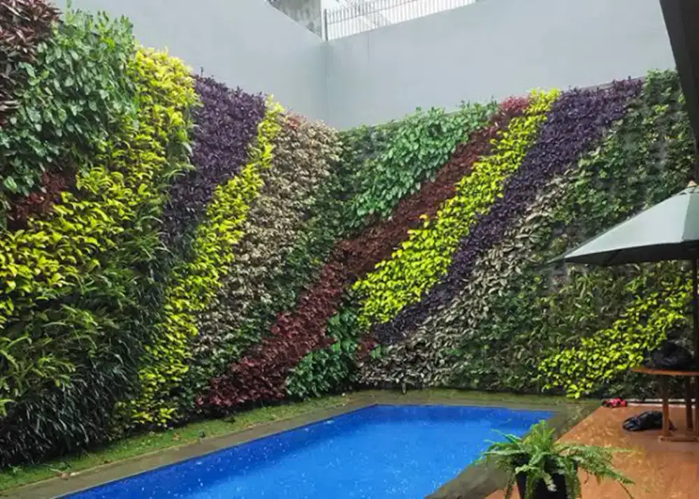 Taman vertikal garden