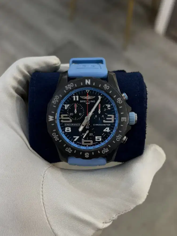 jam branded Breitling Endurance Pro 44