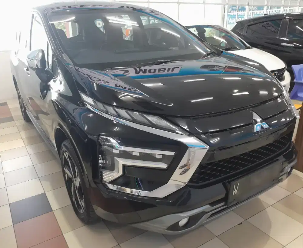 Mitsubishi Xpander Ultimate 2022 Hitam Automatic