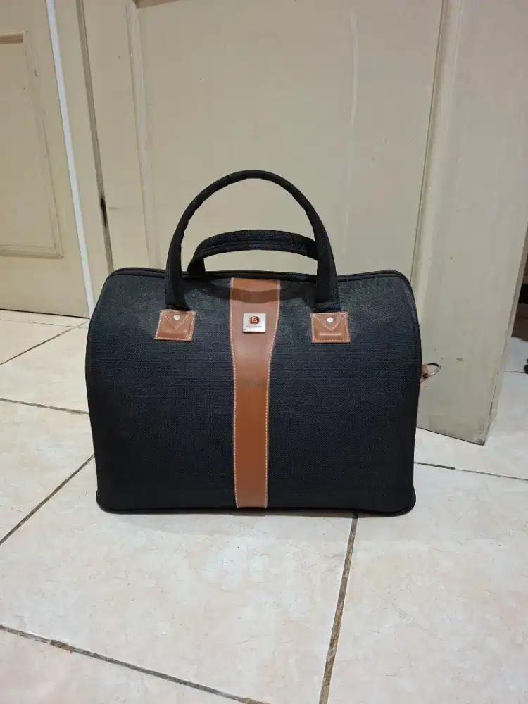 TAS TRAVEL MULTIFUNGSI - CUMA 150rb!