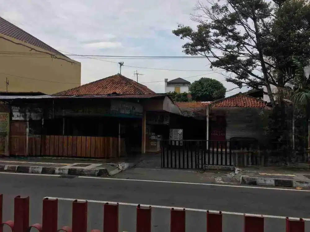 Rumah Luas dan Tempat Usaha Akses Bagus Kawasan Bisnis Di Tenga Kota Jogja Area Mantrijeron Dekat Prawirotaman