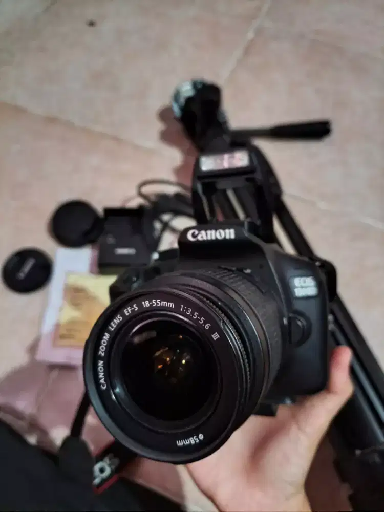 Kamera cannon 1300D
