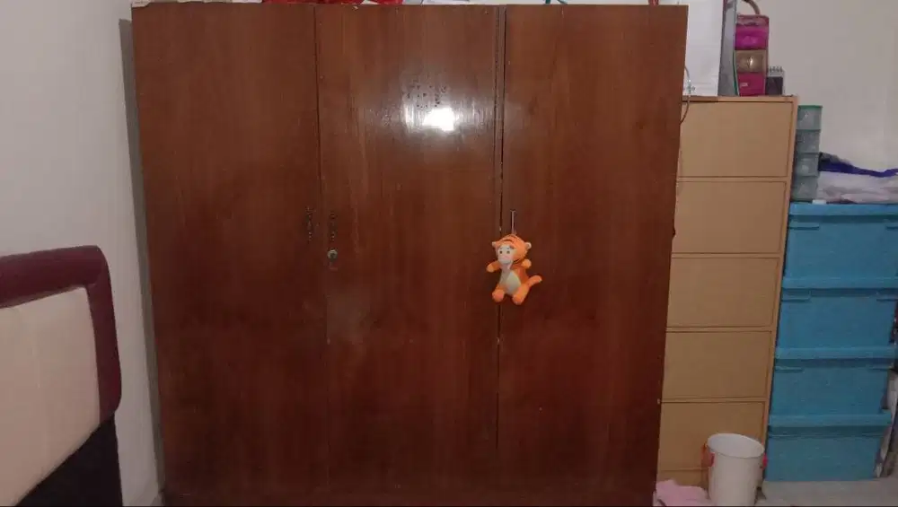 Lemari Baju JATI Perhutani Mulus