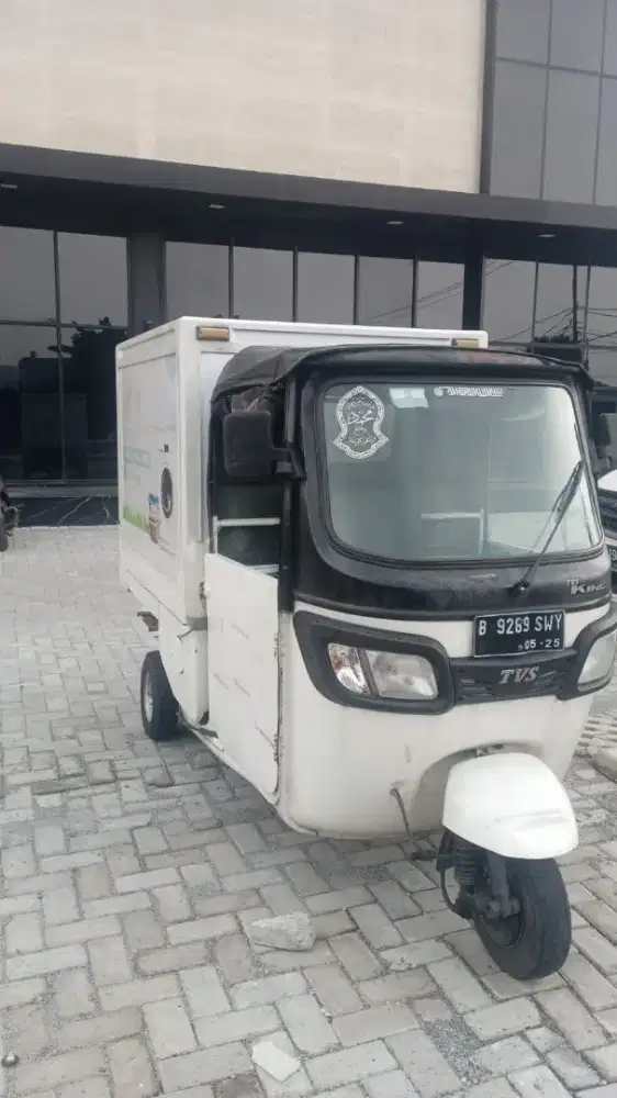 TVS KING BAJAJ EX LAUNDRY