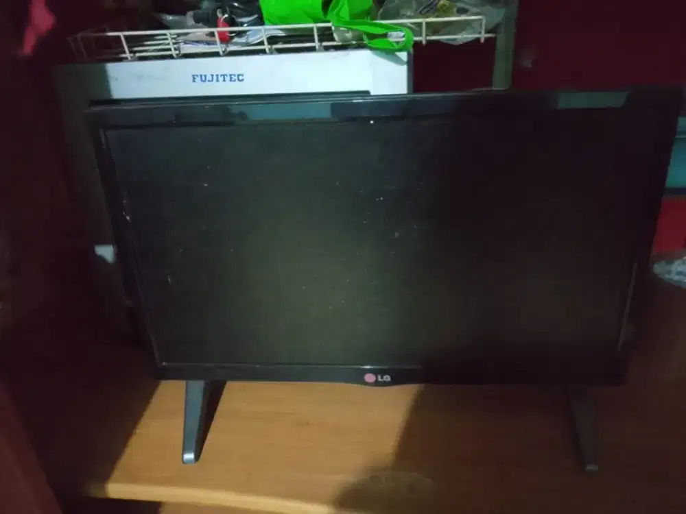TV LG 24 inch