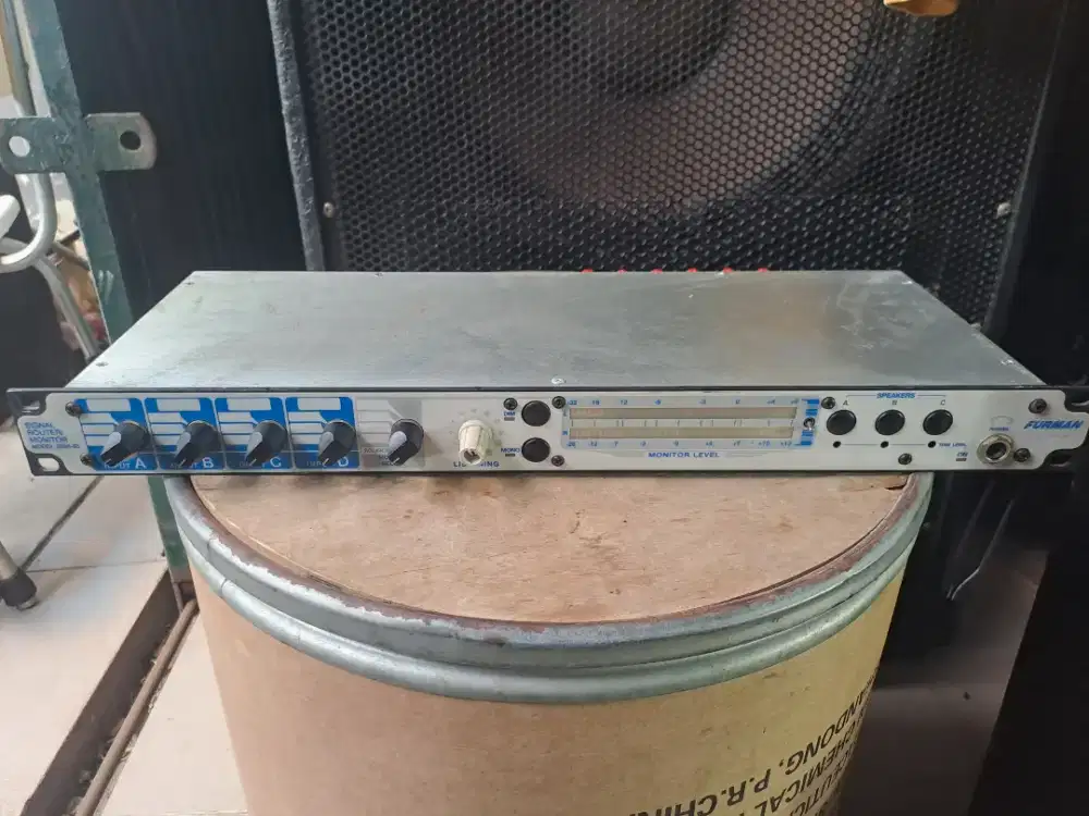 Furman signal router srm 80 usa