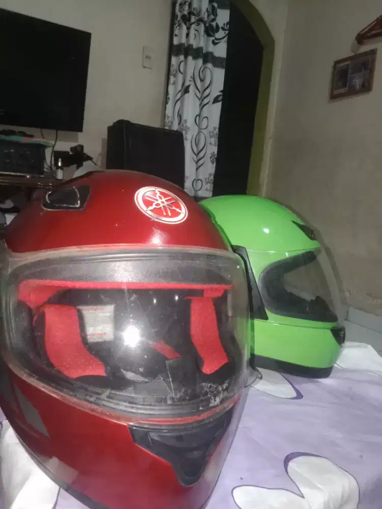 Helm nya msi mulus ga perna di pakek