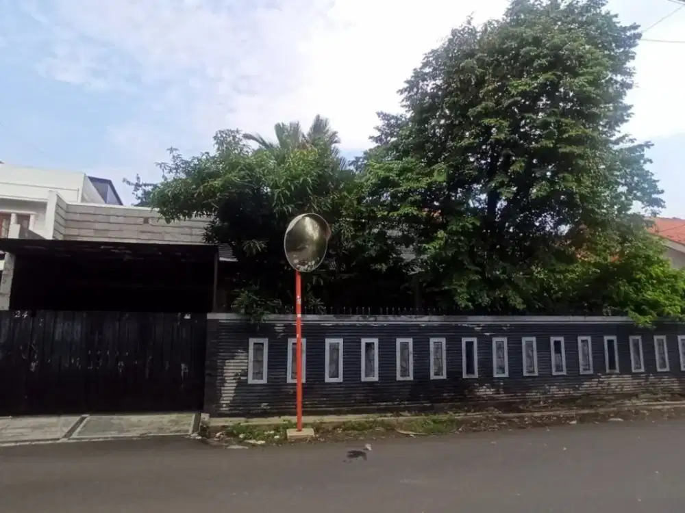 Rumah Dekat Stasiun di Pasar Minggu Jakarta Selatan