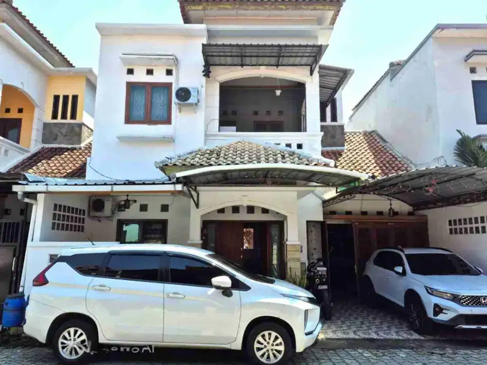 Rumah Bagus di Cluster Gedongan dekat Jalan Raya