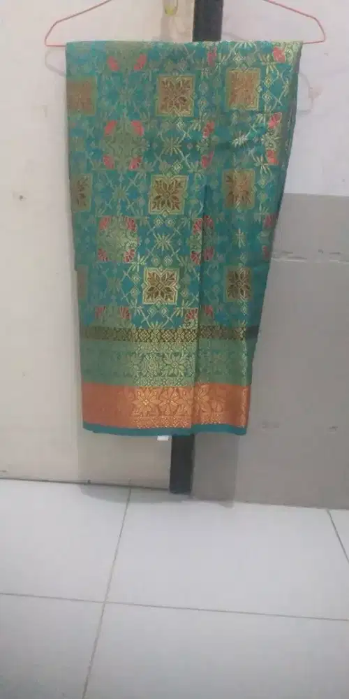 Rok Songket Hijau