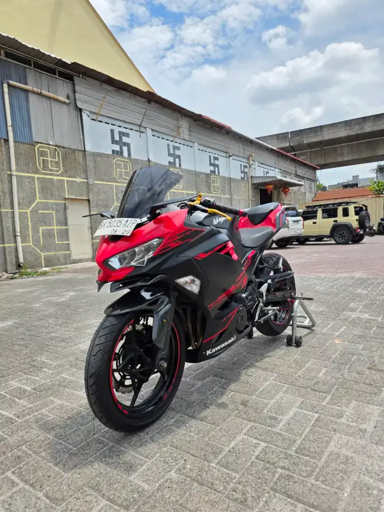 Kawasaki New Ninja 250 ABS SE Merah 2018