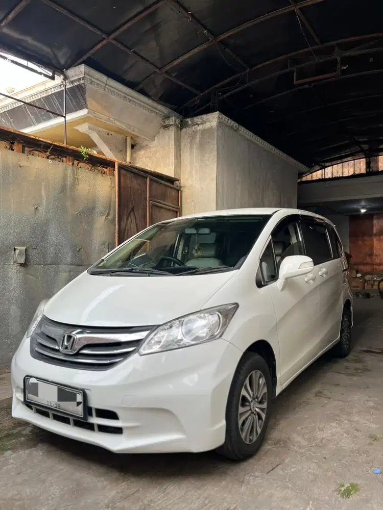 Honda Freed 2013 Bensin
