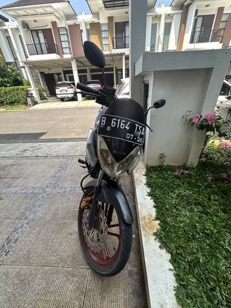 MOTOR HONDA CS1 TAHUN 2009 BEKAS