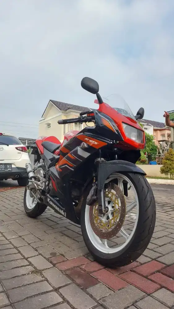 DIJUAL CEPAT Kawasaki Ninja RR 150