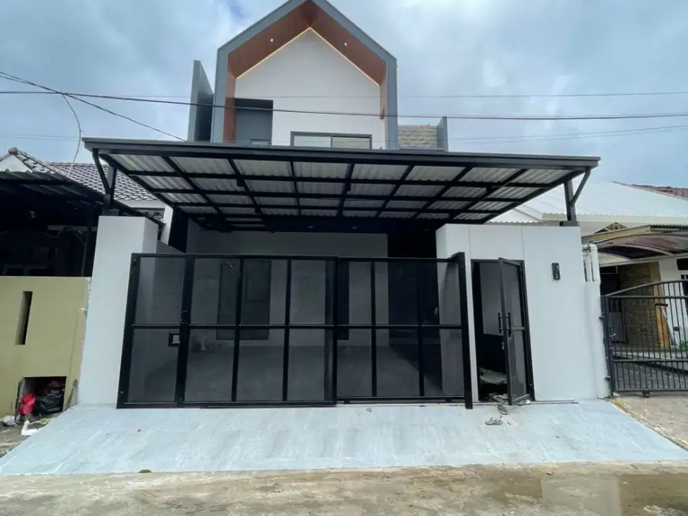 Dijual Rumah 2 Lantai di Villa Melati Mas Siap Huni
