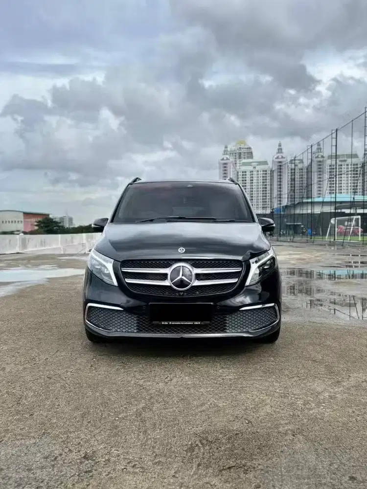Mercedes Benz V250 2024 NIK 2023 Facelift ( V260 ) Black Hitam Mercy