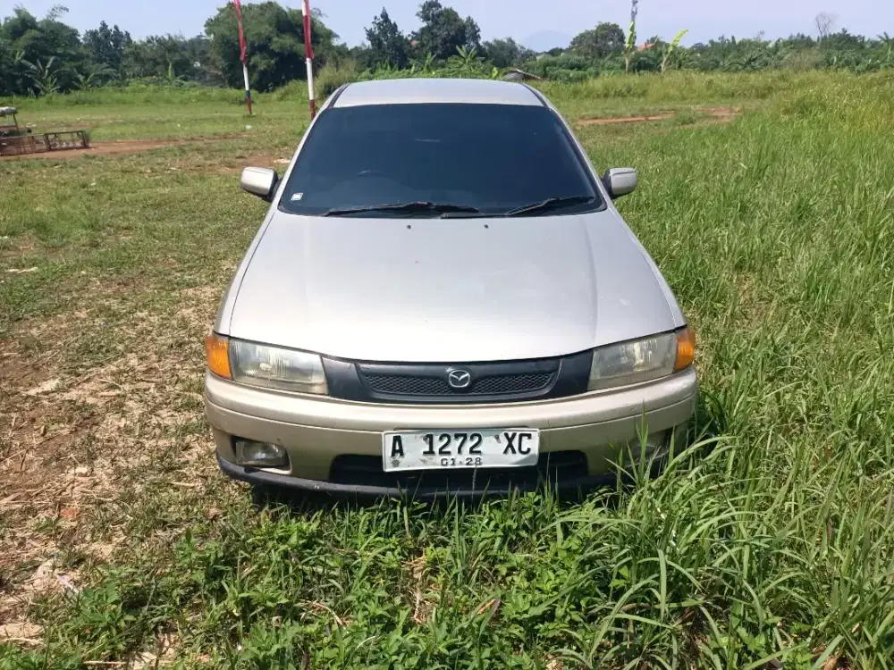 Mazda Familia 1998 Bensin
