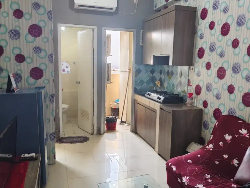 SEWA Apartemen Grand Emerald tipe 2 Kamar Furnished Bulanan View Lepas