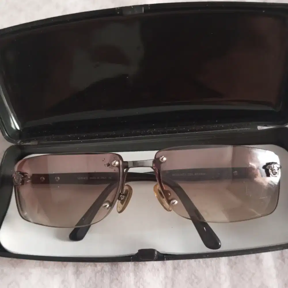 Dijual cepat kacamata sunglasses Versace Original