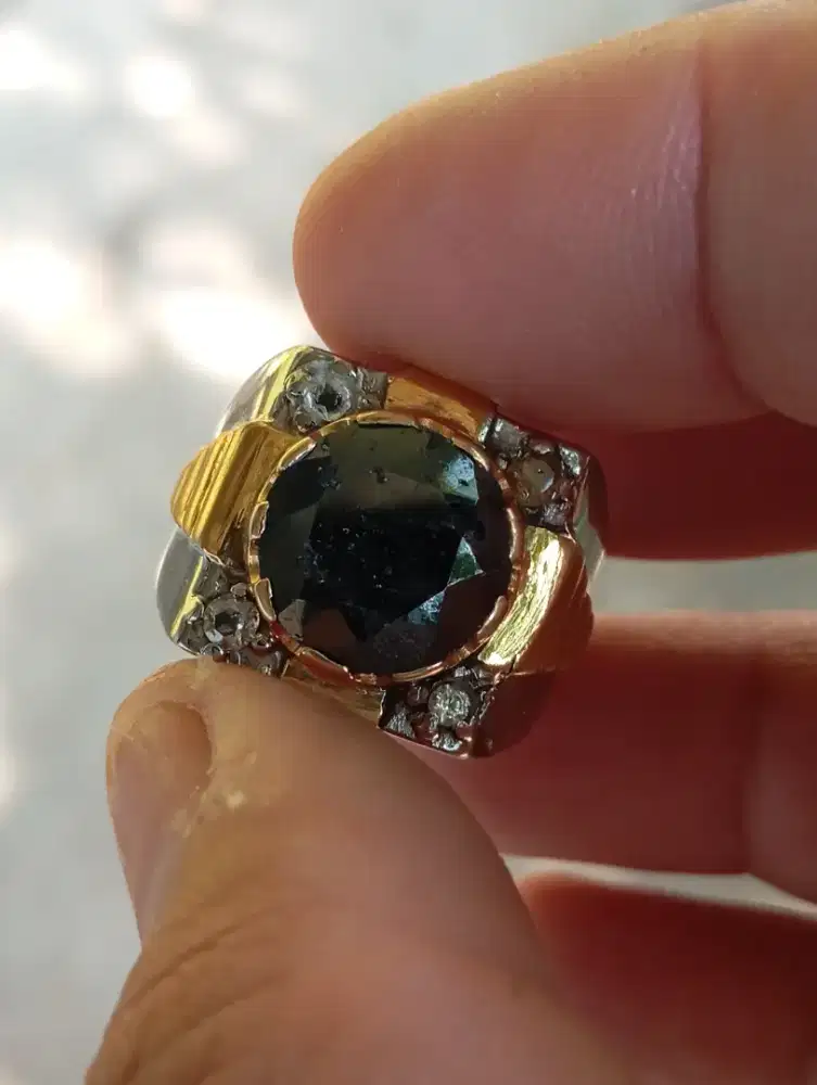 5,65 carrat black diamond memo ring perak