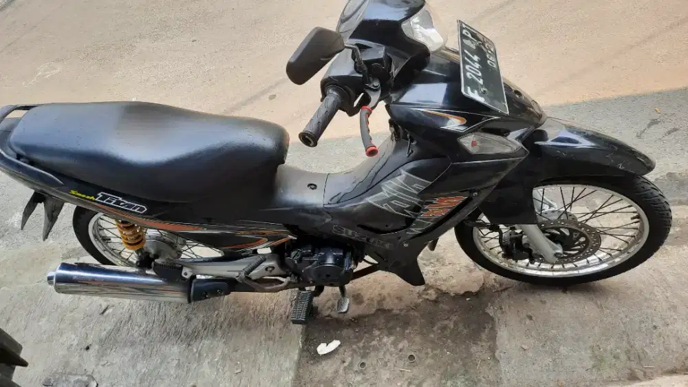 Suzuki smash titan 2012