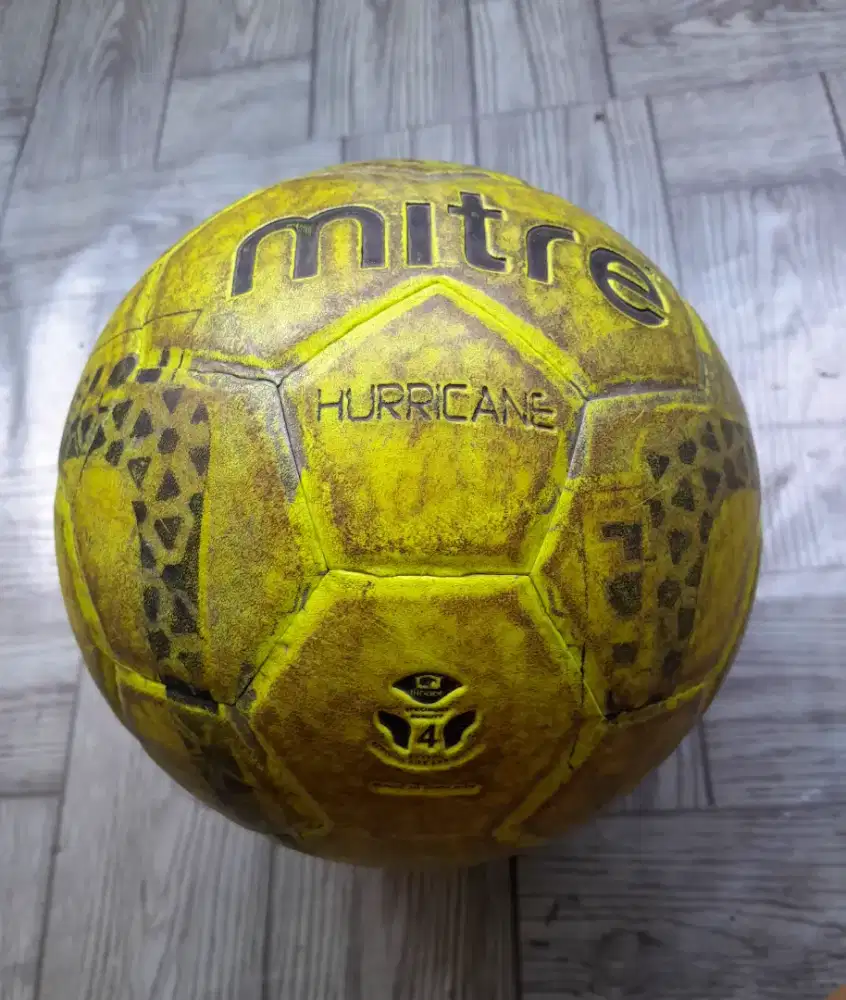 Bola futsal size 4 Hurricane original,  made in thailand