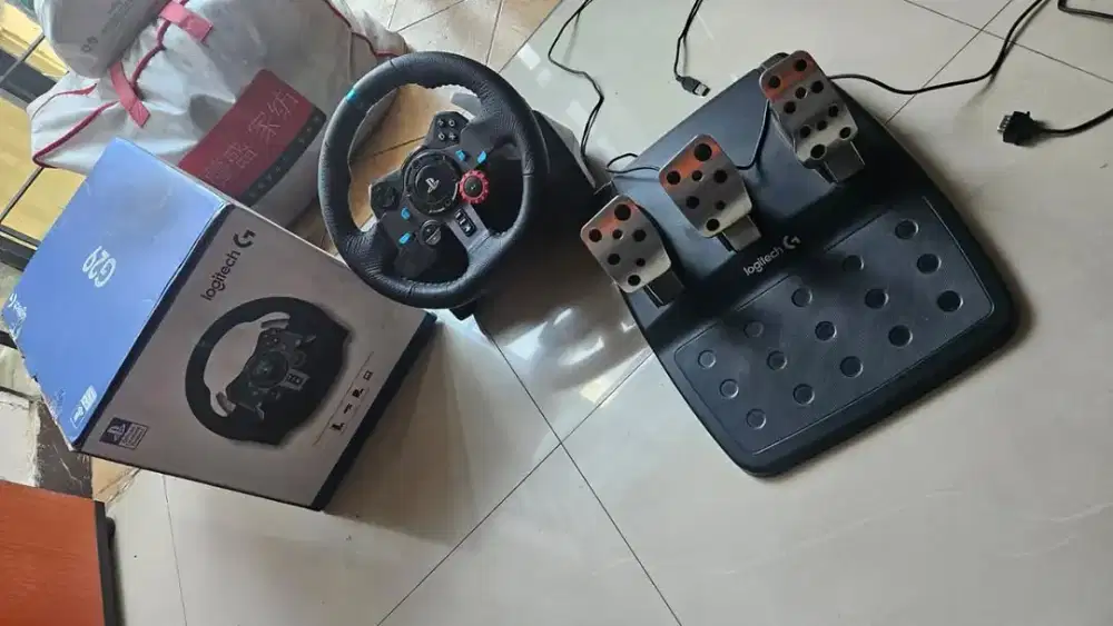 logitech G29 DRIVING FORCE