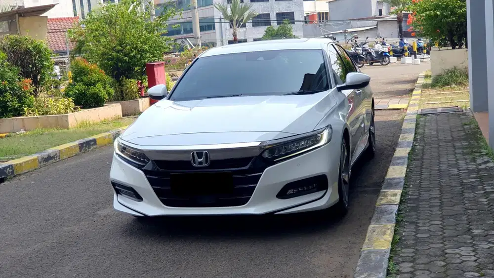 Honda accord turbo sensing 2022 putih pajak panjang