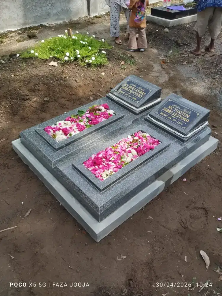 KIJING MAKAM KERAMIK