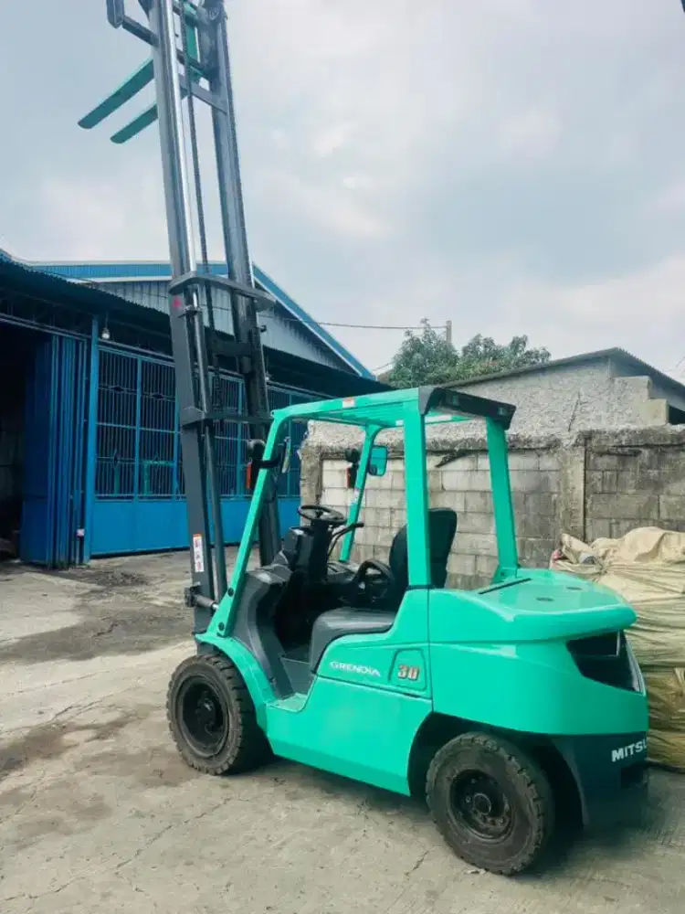 Forklift Mitsubishi 3 Ton,Tiang 5 Meter,Manual,Mesin S4S,Tahun 2018