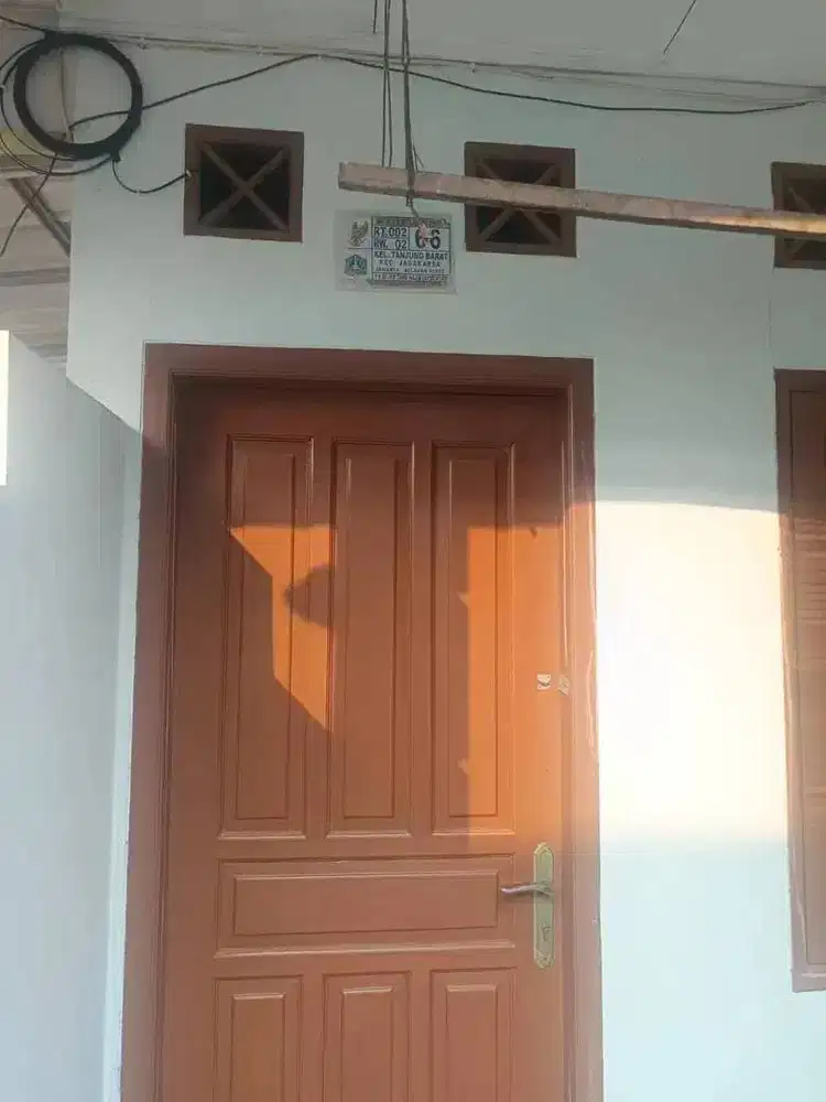 Disewakan Kontrakan 3 Petak Strategis di Tanjung Barat Jaksel
