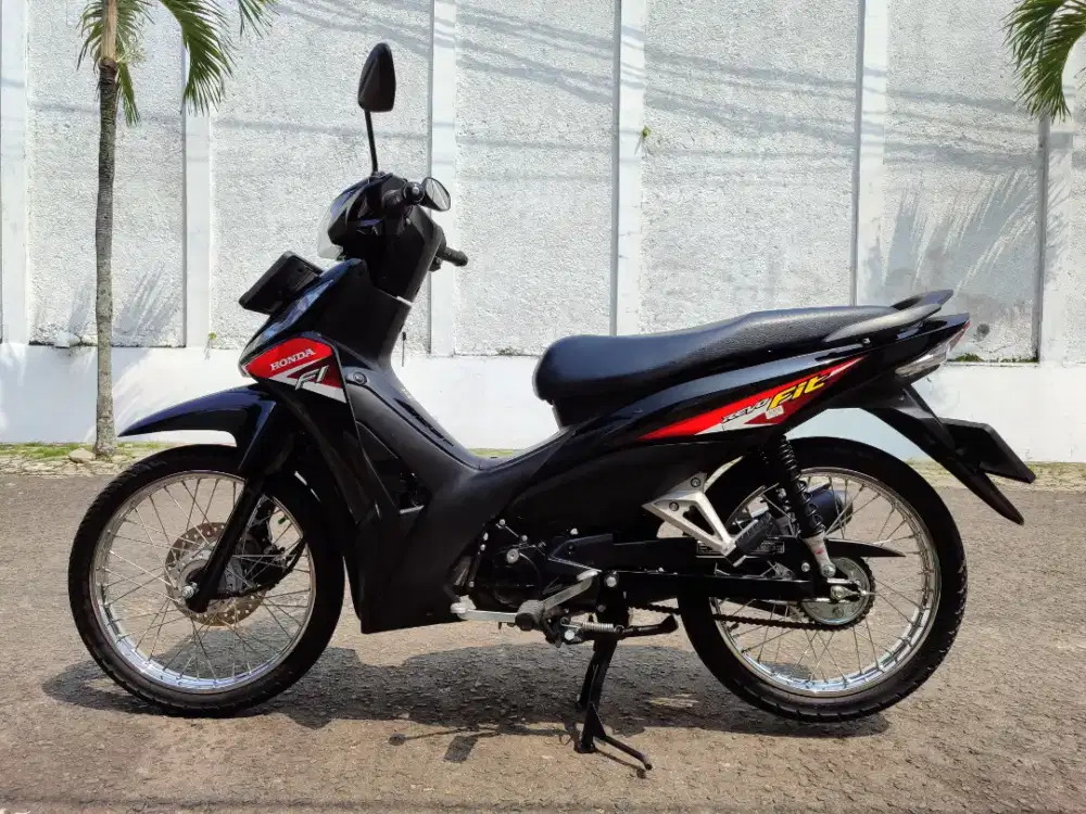 REVO FIT 2025 LIKE NEW!! BE Lampung KM 3000 FULL ORISINIL CASH/KREDIT