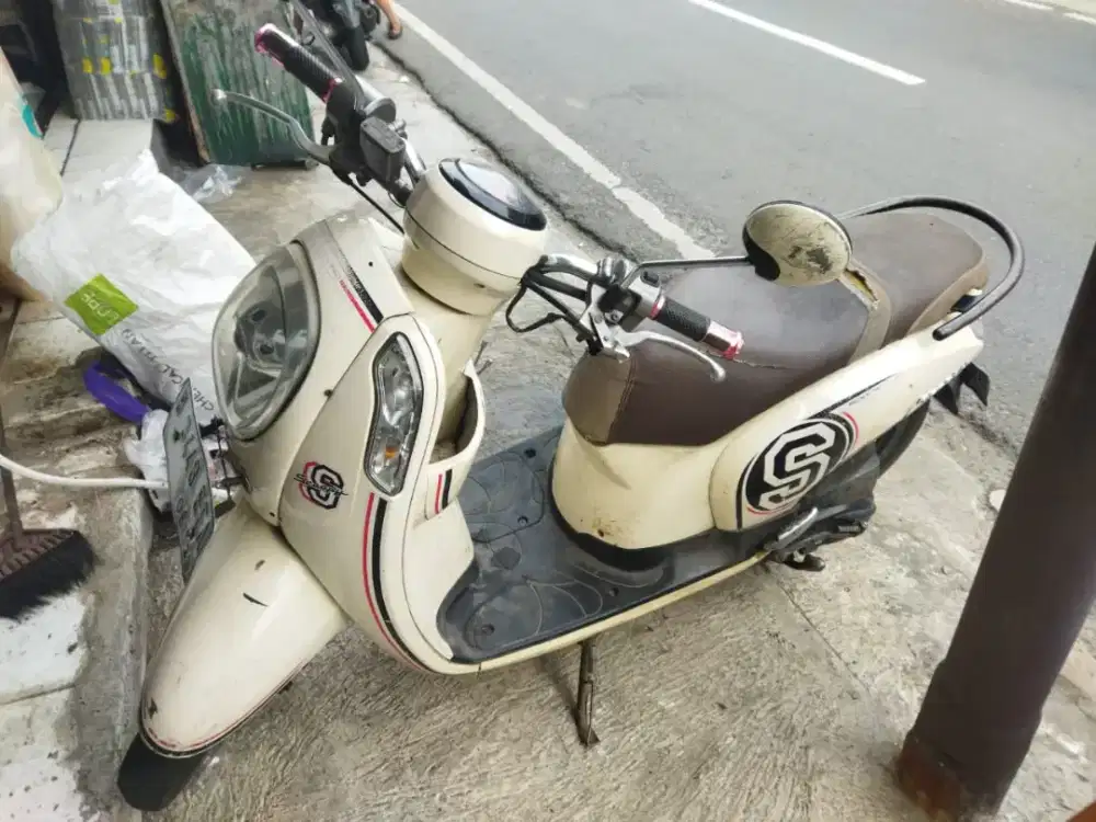 Honda scoopy 2014 ss lengkap