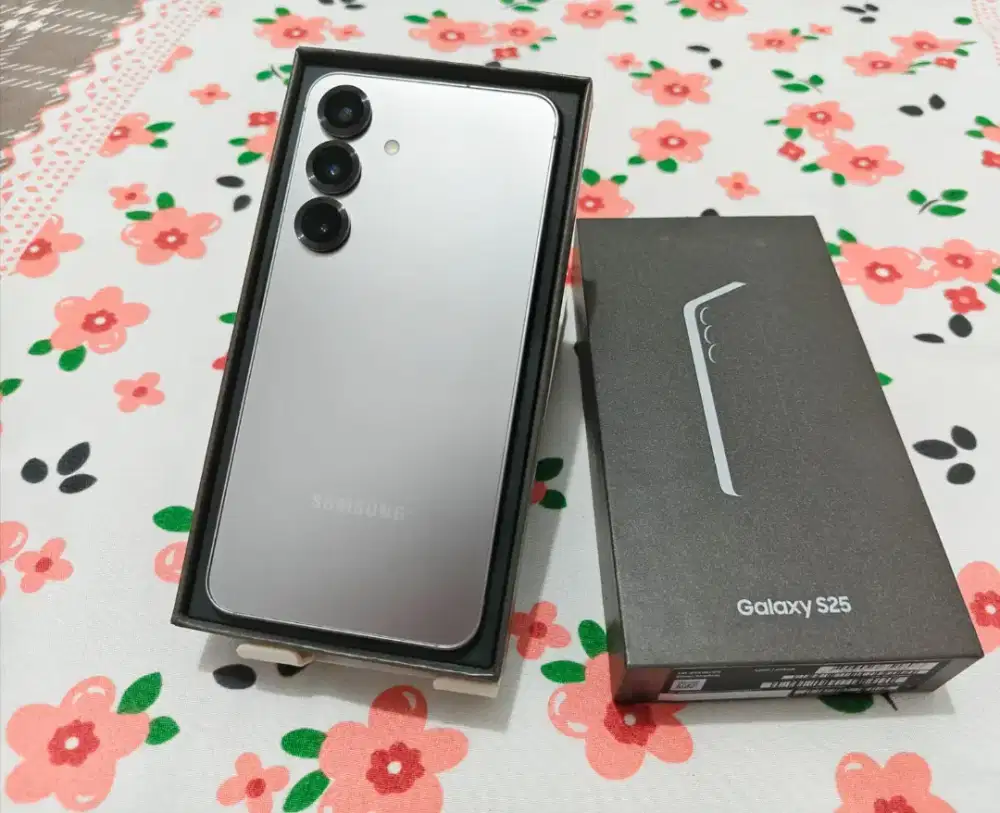 Samsung S25 12/256 GB Fullset nominus