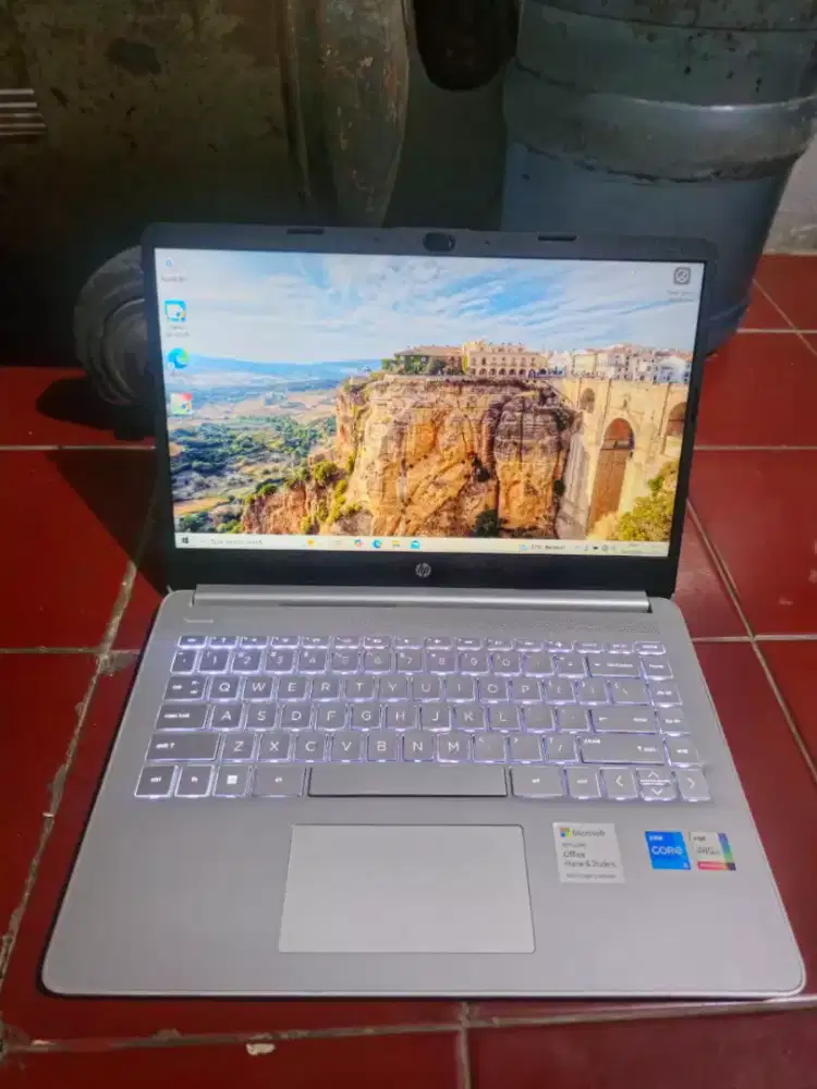 Hp 14s Core i5 Gen11 Ram8Gb Ssd256Gb Siap Pakai