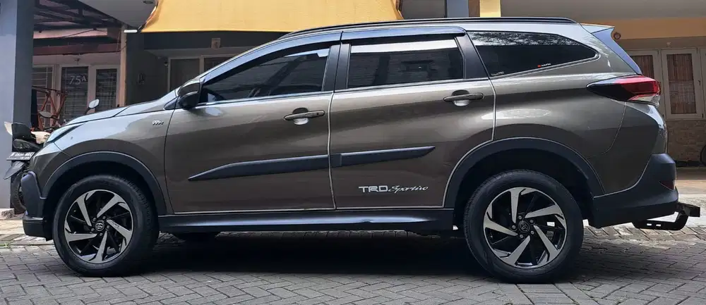 Toyota Rush 2018 Bensin