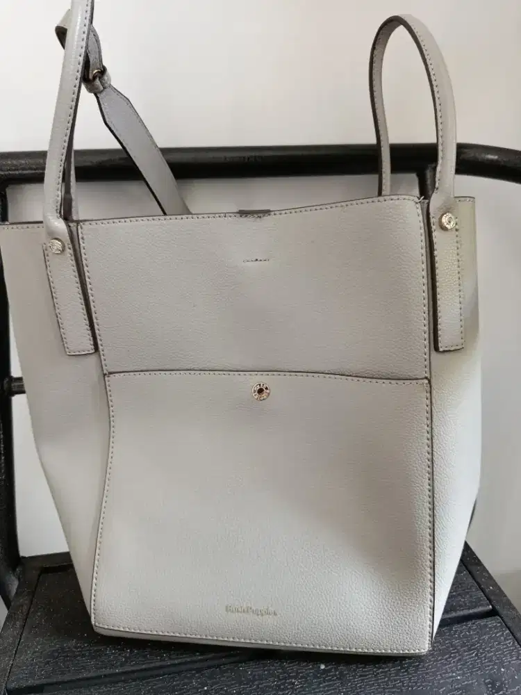 Tas hush puppies