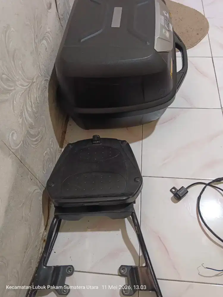 Box Givi E43ntl dan braket geser honda verza