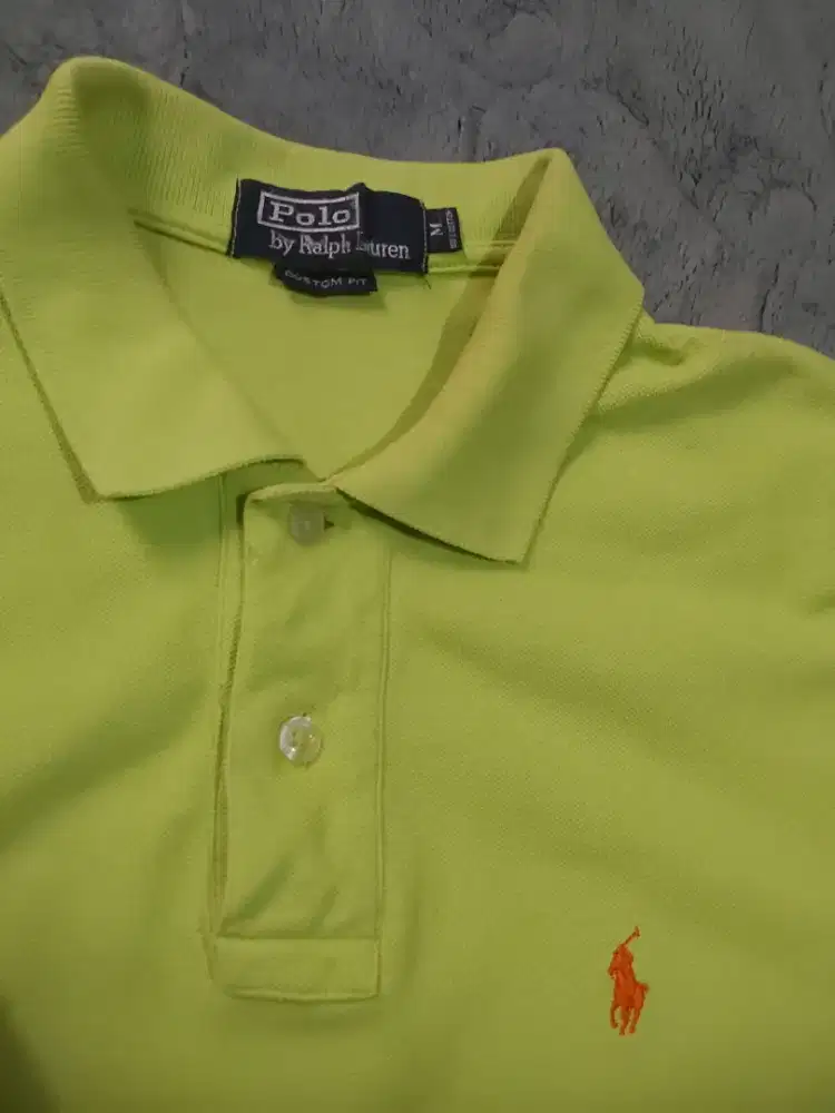 Polo By Ralp Lauren,mulus like new,warna pekat aman,bersih no defect.